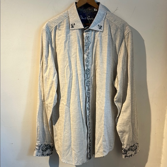 Robert Graham Men's Button-Up Shirt with Embroidered Details - Picture 1 of 8